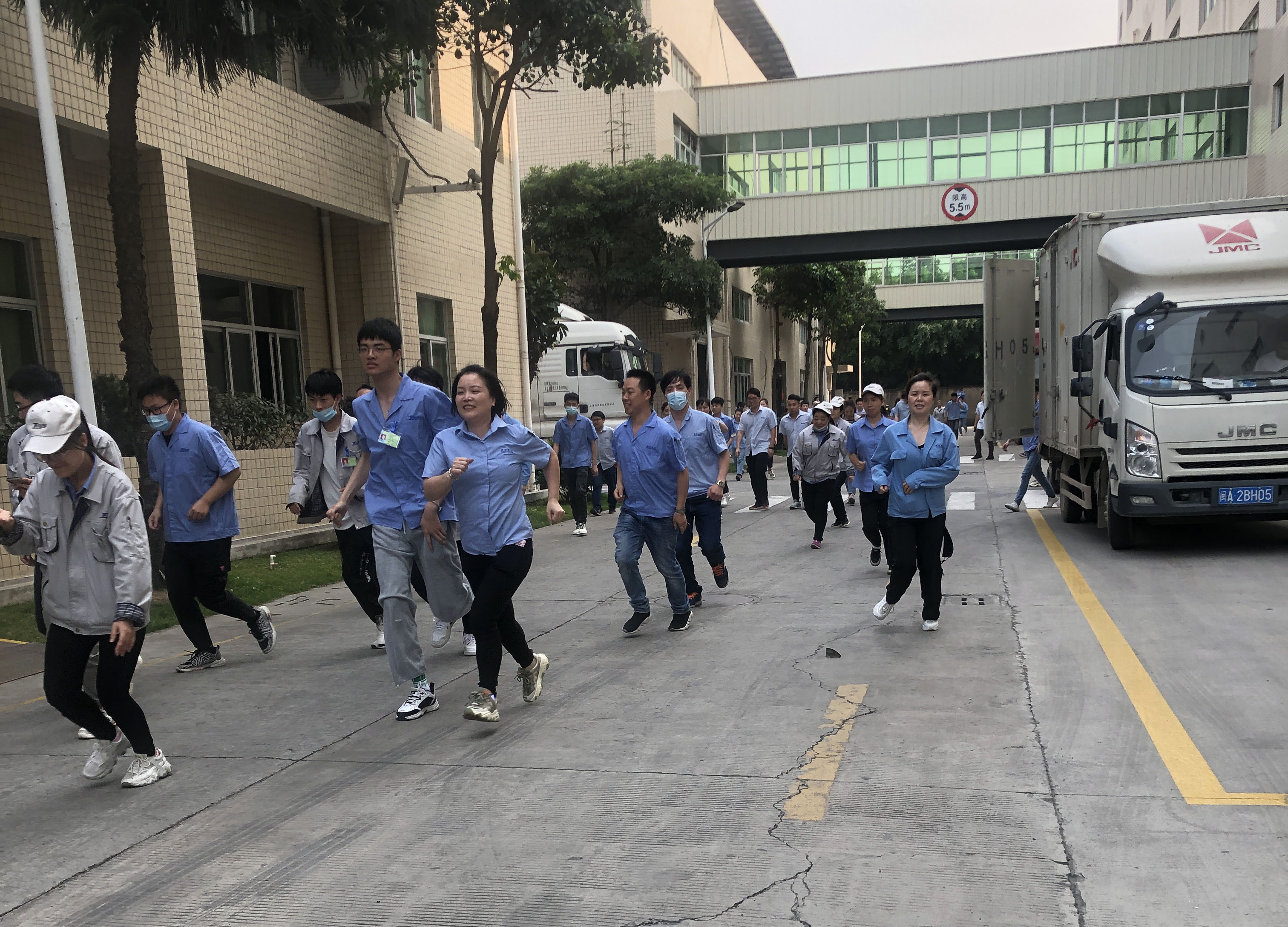 �������ʹ���-�����ɾͷǷ�,����Ʒ������